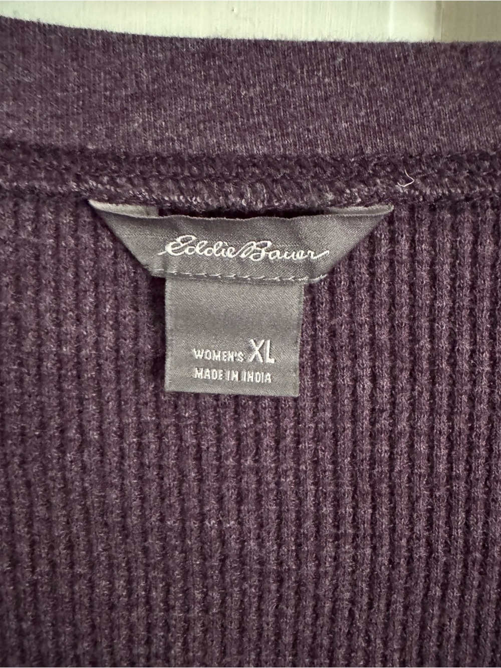 Eddie Bauer Long Sleeve Purple Thermal Henley Top - 3-Button V-Neck - Picture 3 of 6